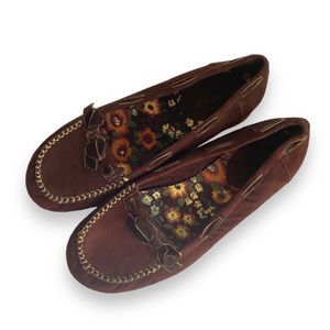 LOWER EAST SIDE Women Leather Moccasin Slip On Shoes 9.5 Red Wine Canoe Loafers